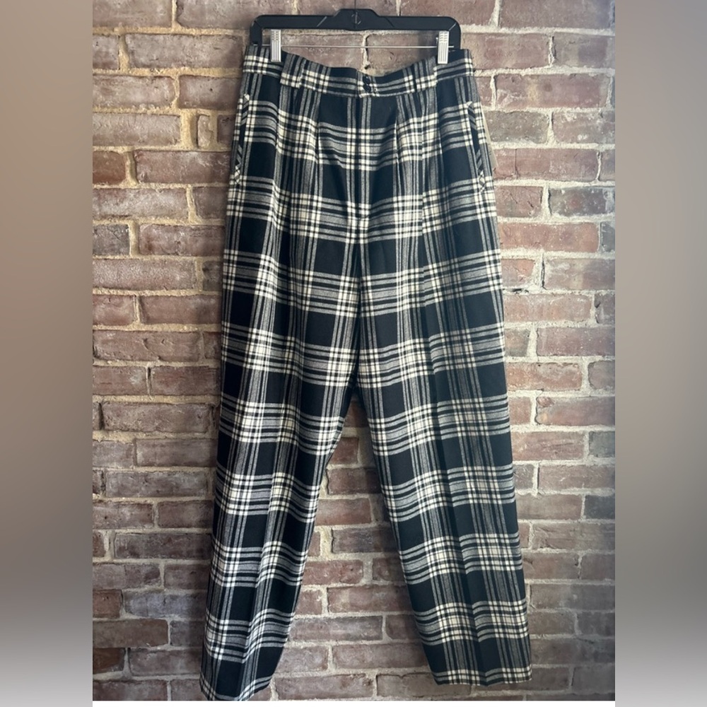 Plaid Black and White Women's Trousers